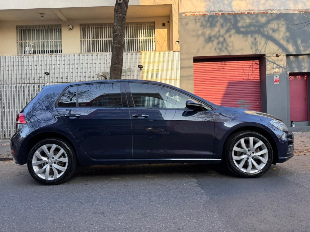 Volkswagen Golf Highline — foto 15